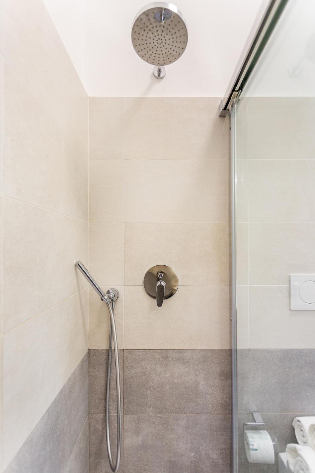 Urban Nest Apartments Milan Luaran gambar